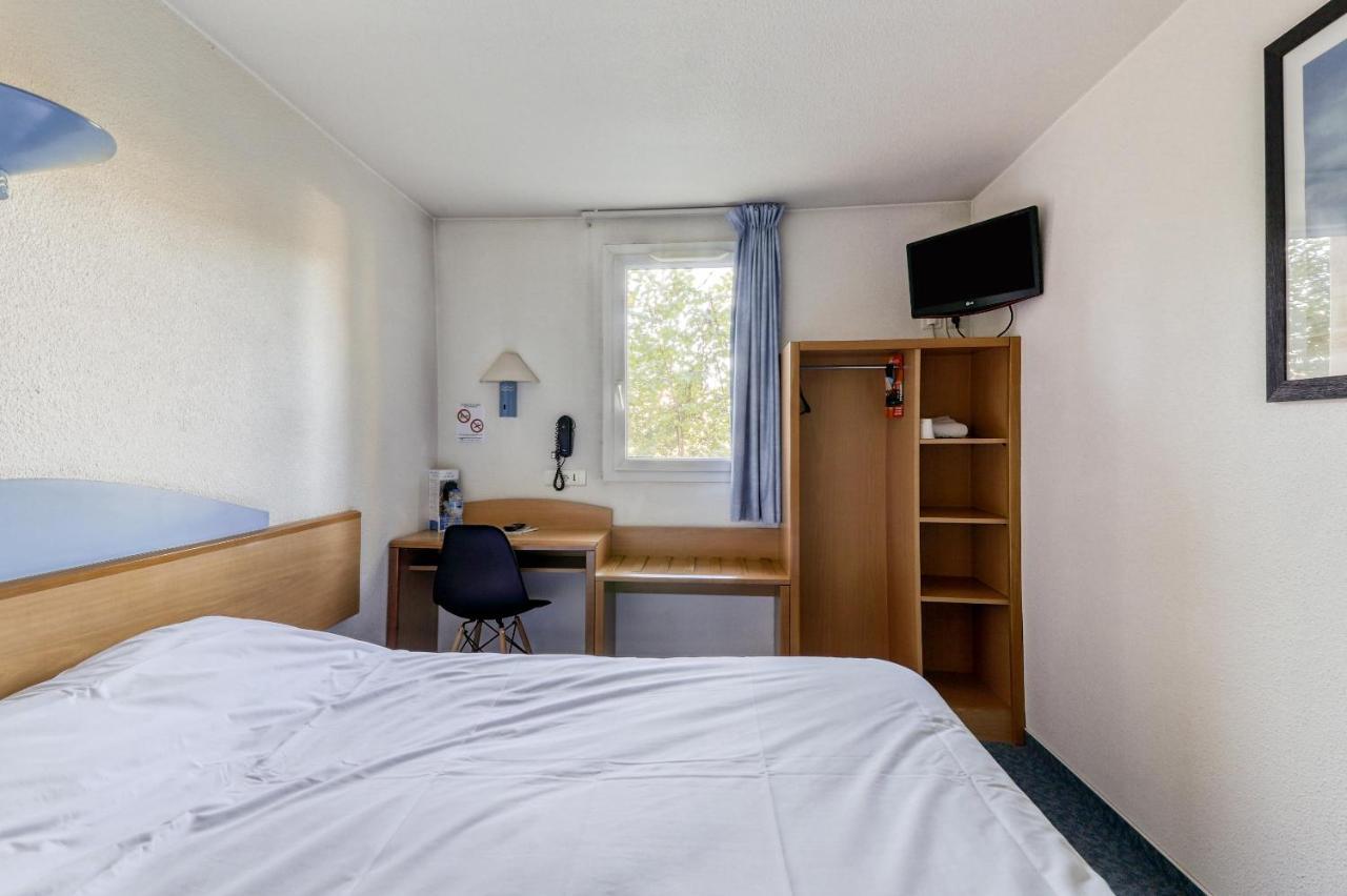 Brit Hotel Essentiel Saint-Flour Экстерьер фото